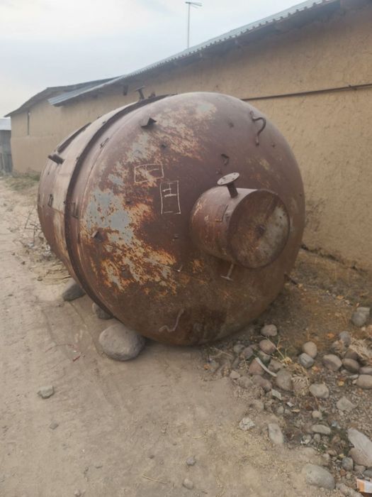 Сув бoчка сотилади!