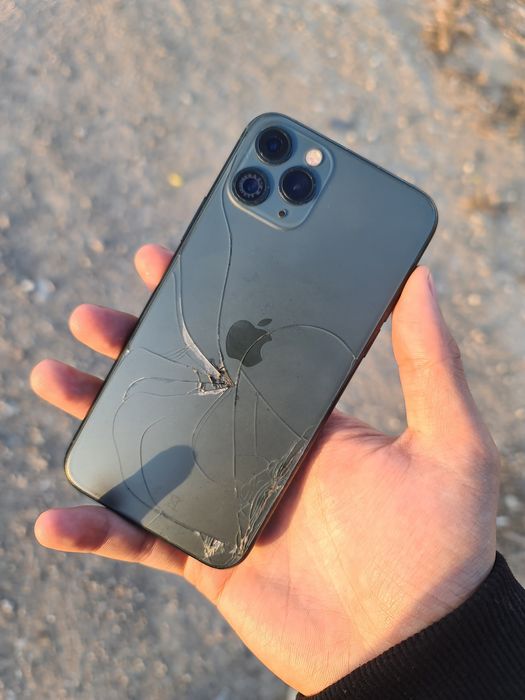 Iphone 11 pro  .