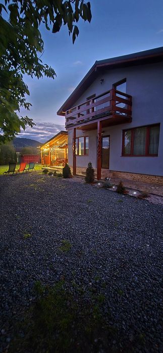 Inchiriez Cabana cu ciubar Rasca