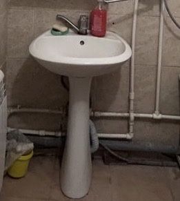 Раковину с ножкой