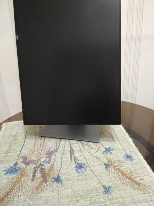 монитор Dell u24 19 hi в , на запчасти!