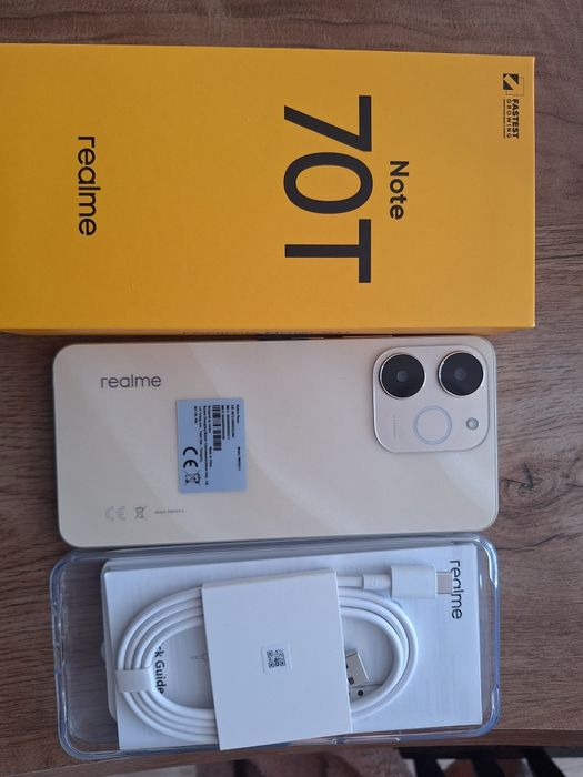 Телефон Realmi note 70