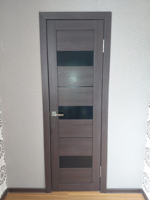 Продам двери 3 штуки