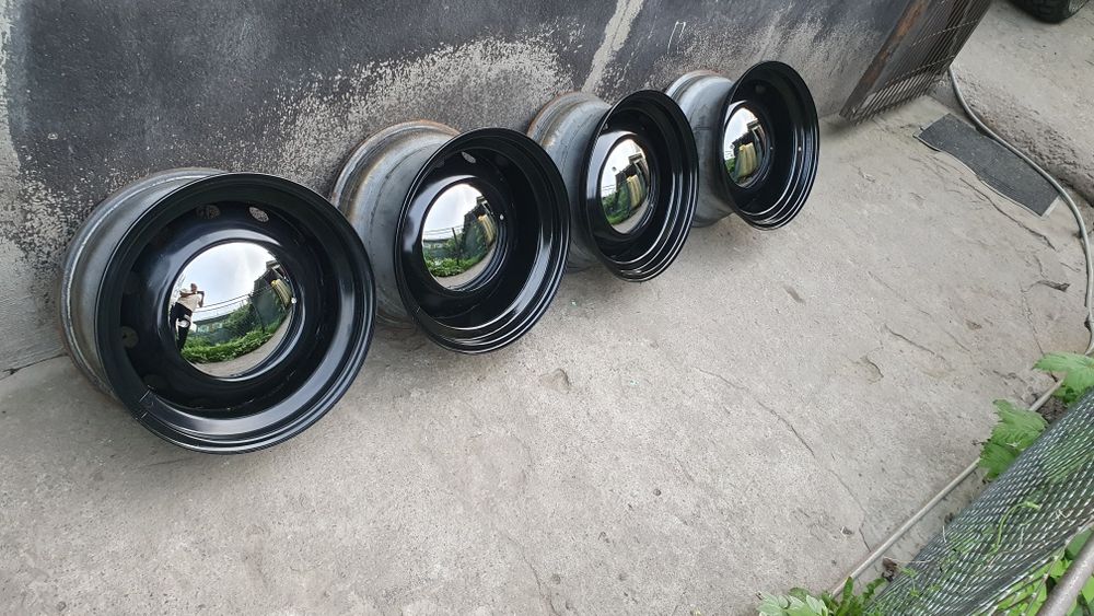 Диски разварки r16 разноширокие 8' и 9,5'