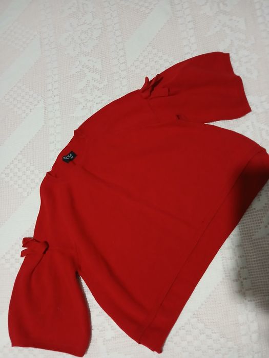 Пуловер с панделки 140