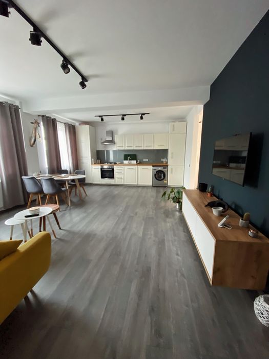 Apartament cu 2 camere, de inchiriat, in Borhanci