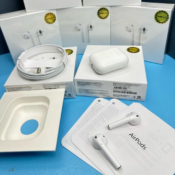 Новые AirPods Premium наушники