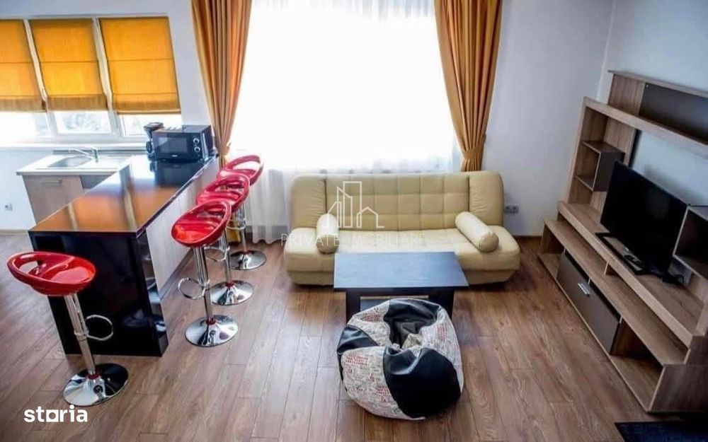 Apartament spațios cu 5 camere , strada Păcii, la 10 minute de UMFST