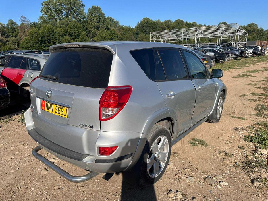 НА ЧАСТИ Toyota Rav4 2.2 D-Cat 177к.с 2008г