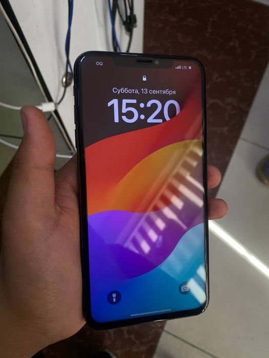 Xs Max 256GB srochni sotiladi