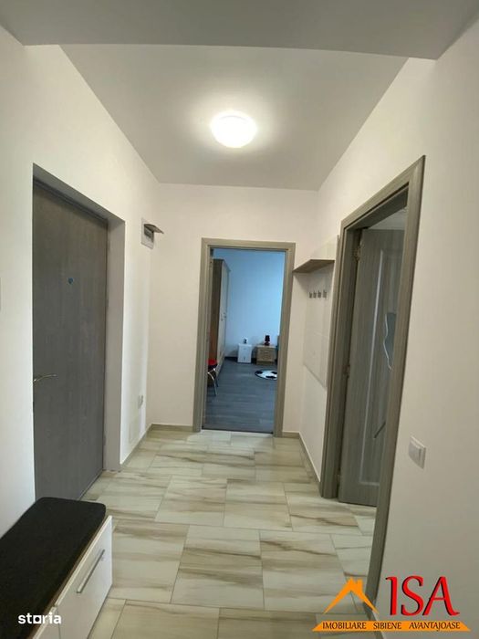 Garsonieră decomandată + curte proprie – ȘELIMBĂR