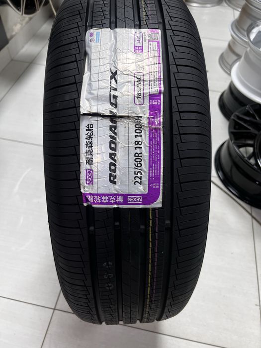 Nexen 225/60/18 balon
