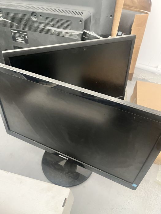 Продам МФУ Canon MF3010 и мониторы