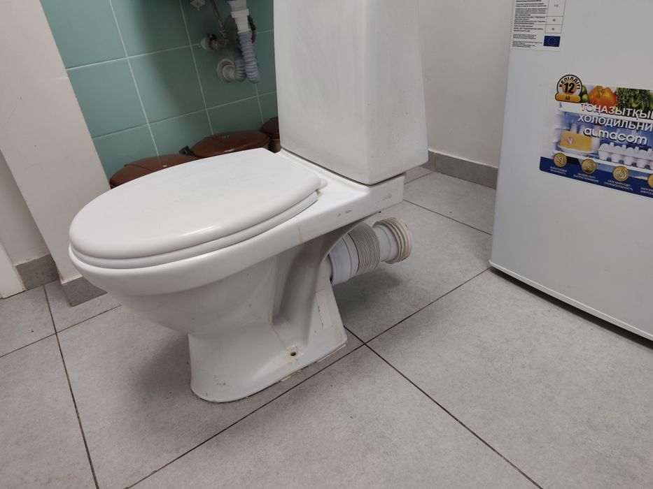 Продаются рабочие унитазы