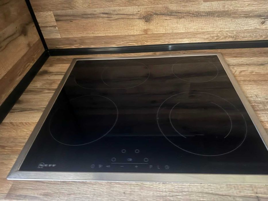 Продавам котлон за вграждане NEFF T16SDF9L0