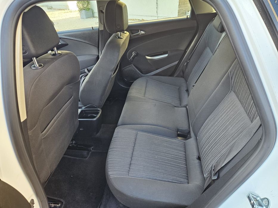 Opel astra J an 2011 motor 1.7 cdti Euro 5 cutie viteze manuala