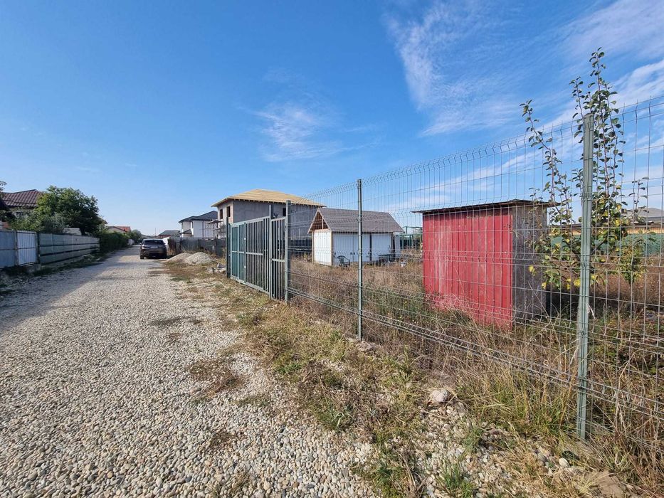 vanzare teren pentru constructie casa deschidere mare imprejmuit