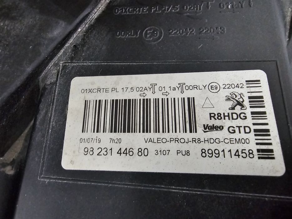 Far stanga full led Peugeot 508 dupa 2018 cod 9823144680