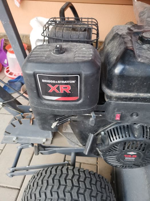 Trencher sapat santuri, masina de sapat santuri