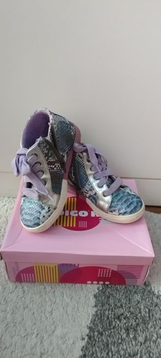 Ботиночки демисезонные на девочку