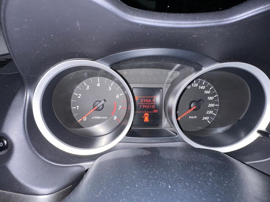 Vand Mitsubishi Lancer 1.6 Benzina 2013 (unic proprietar)