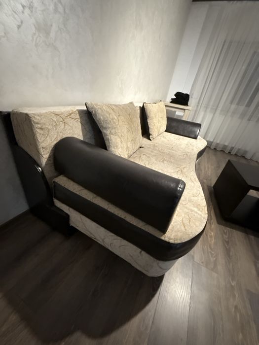 Vand canapea extensibila