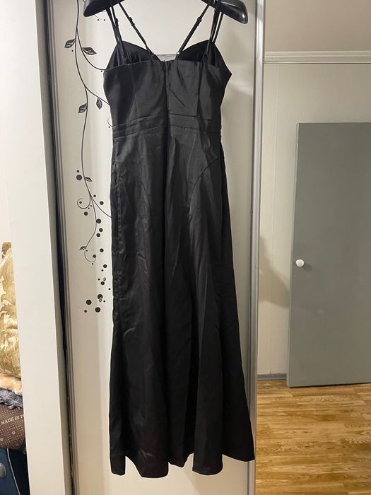 Платье на выпускной черное