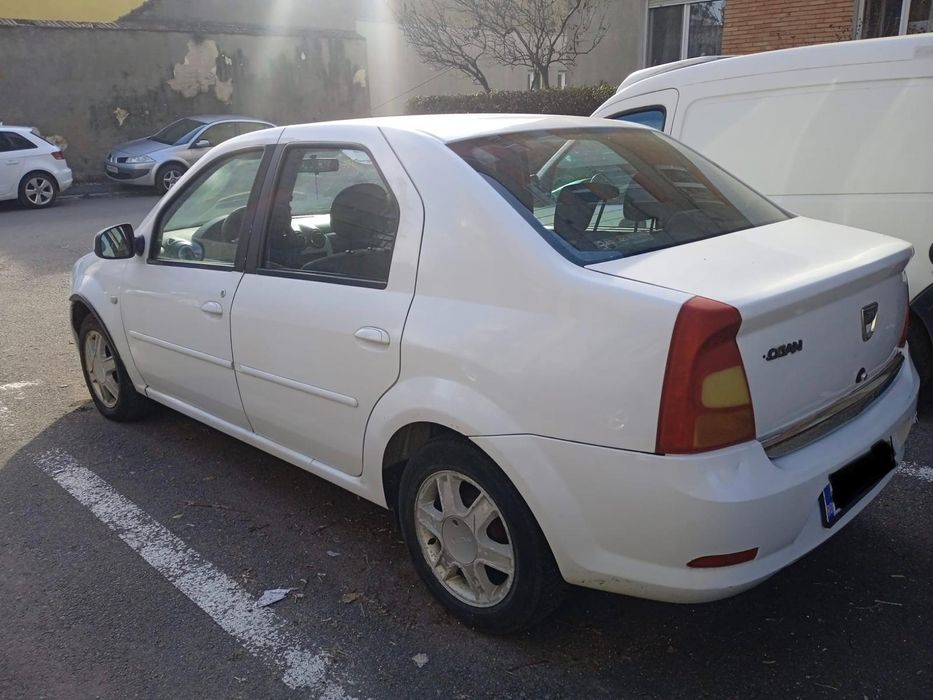 Mașină Dacia Logan de vânzare