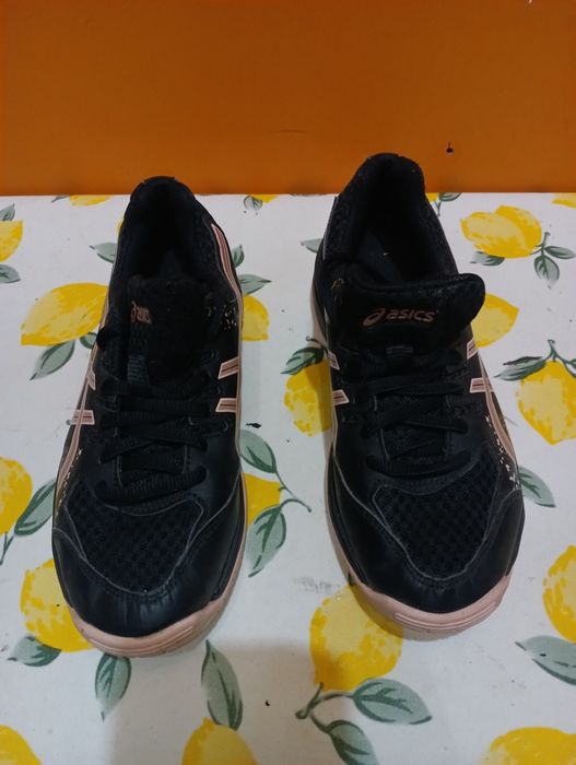 Asics Flare кожени N 35,5 - 8 €