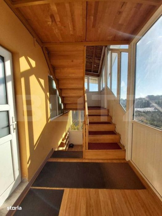 Casa  cu 2 apartamente, mansarda si teren 1000 mp – Tomesti