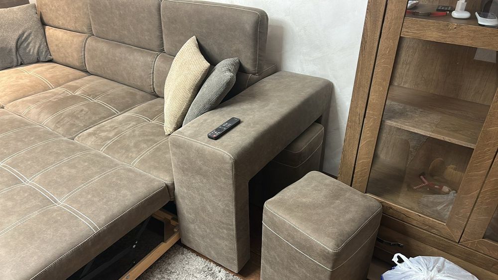 Ъглов диван на 3 модула