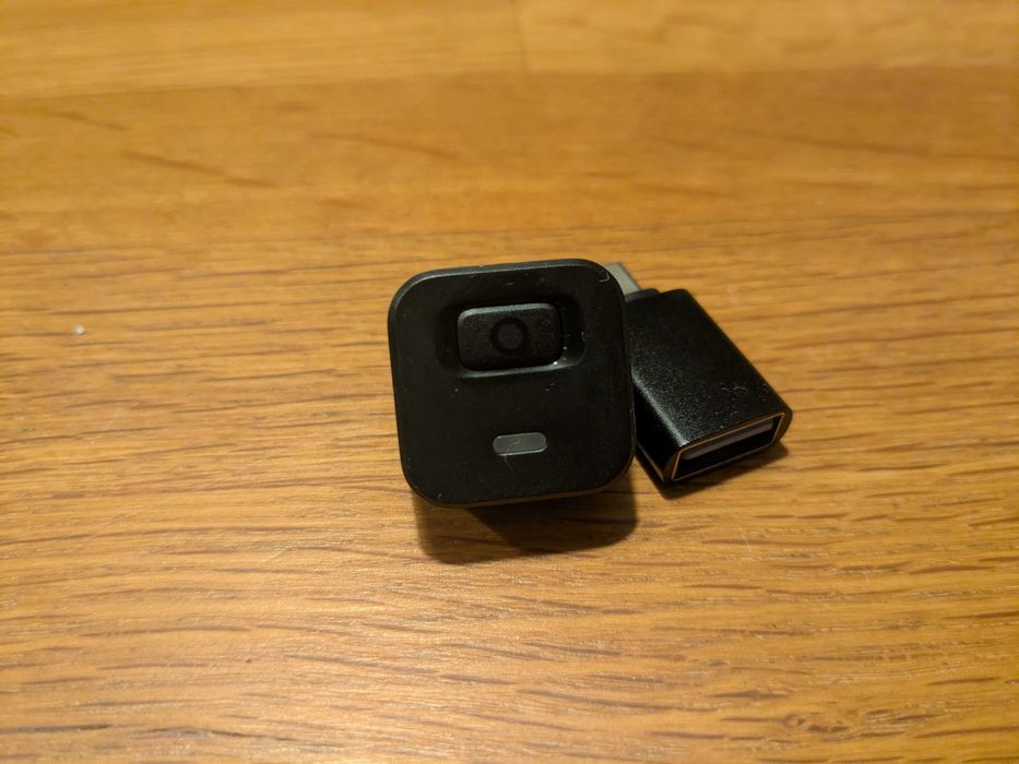 Адаптер от жичен към безжичен Android auto/Apple car play