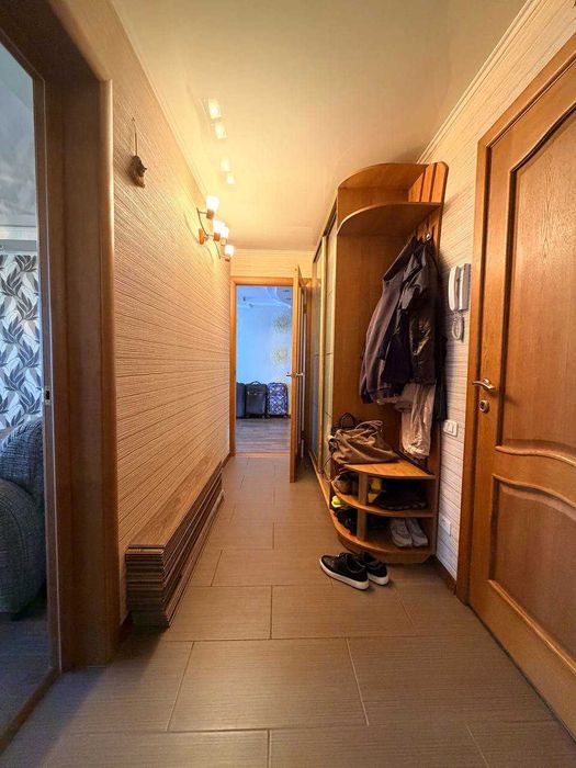 Продажа 2-комнатной квартиры бородина 107