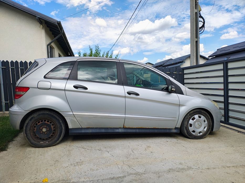 MERCEDES-BENZ B-Class 0 — imagine 5