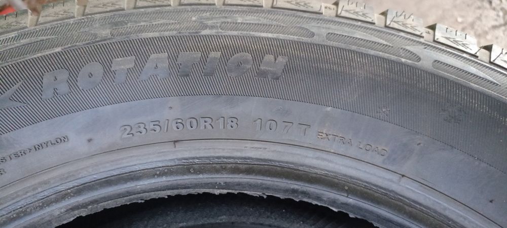 Продам зимние шины шыпованные