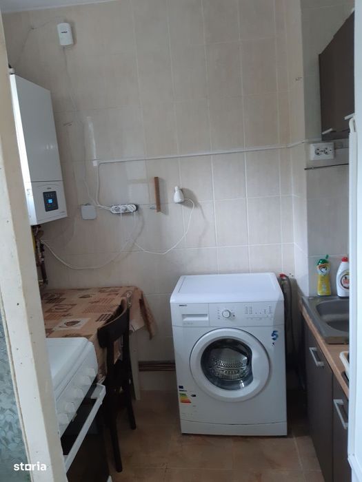 Vind apartament 2 camere în cartier Trivale, zona complex 1