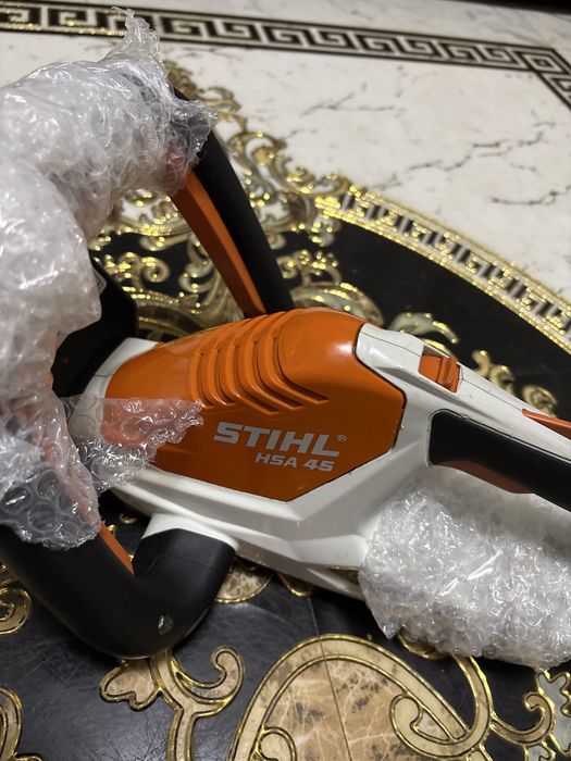 STIHL HSA 45 - foarfeca electrică pentru gazon, noua