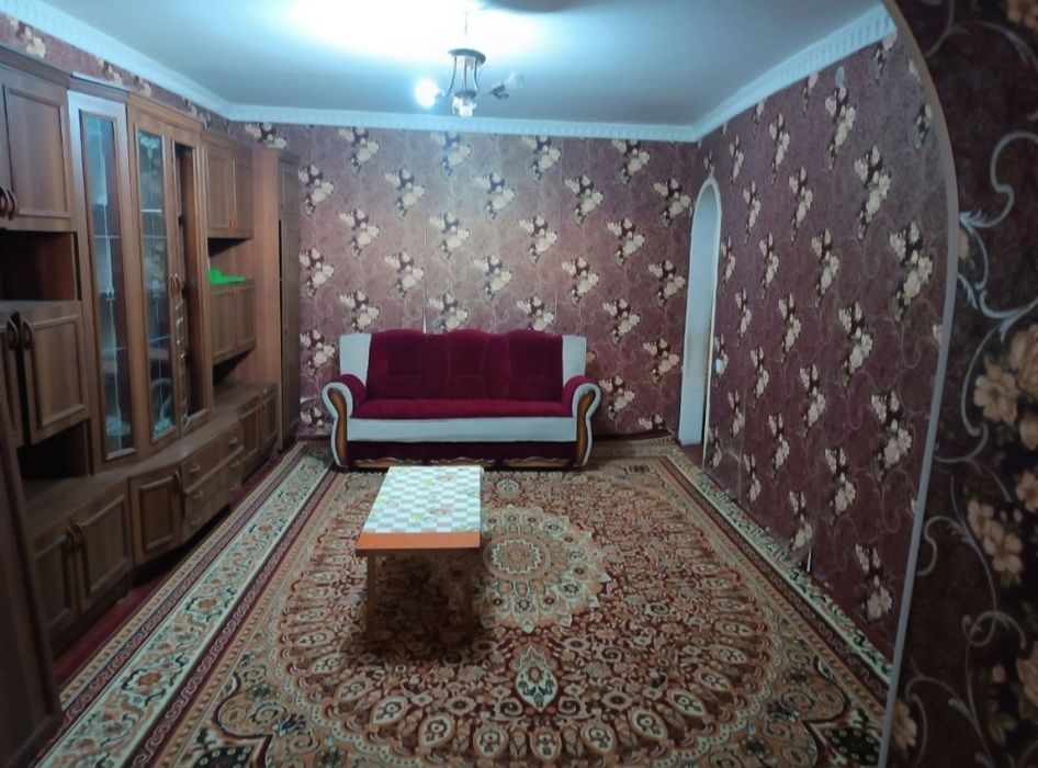 Сурочна аренда квартира бектемирский район фут.сити  3 хонали