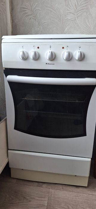 Продам б/ газ плиту