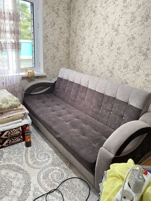 Продам диван в хорошем состояний