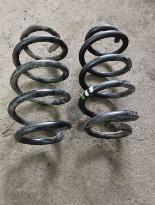 Arcuri fata și spate