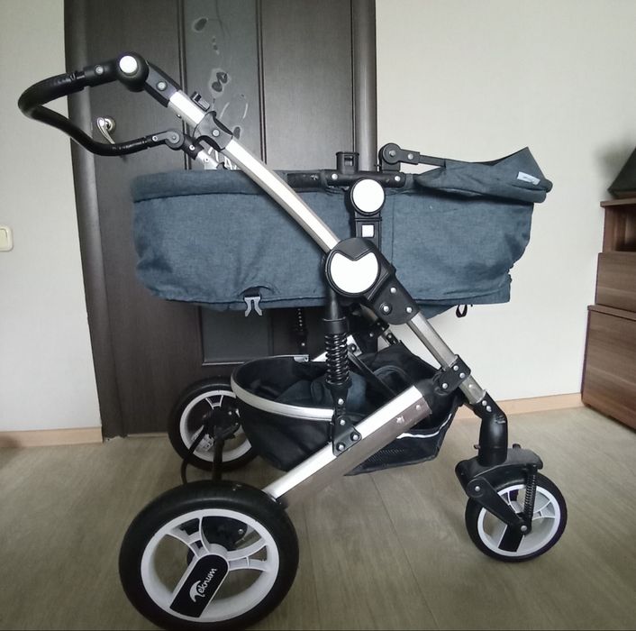 Продам коляску прогулочную