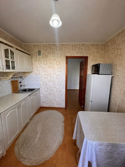 Продаётся 2 комн в 6 мкрне