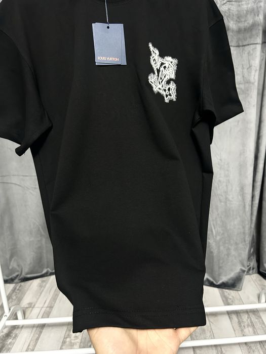 Louis Vuitton tricou negru brodat model premium S-XXL nou