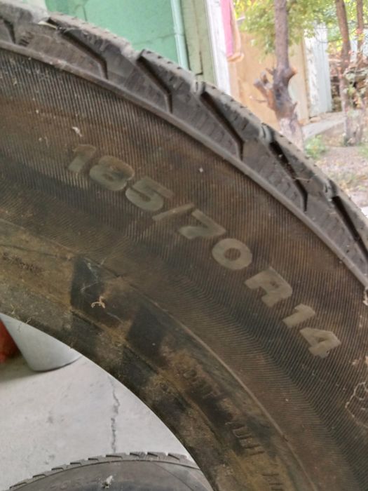 Шины на автомобиль