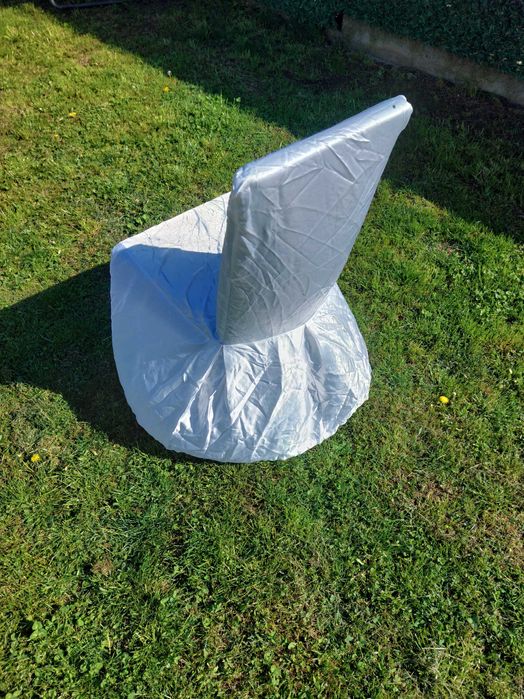 Huse de scaun și funde