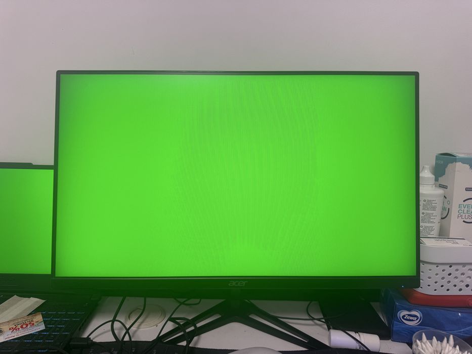 Acer Nitro 24” 165Hz – Перфектно състояние, без изгорели пиксели