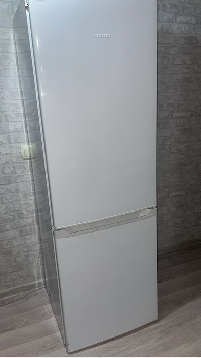 Холодильник сатылады