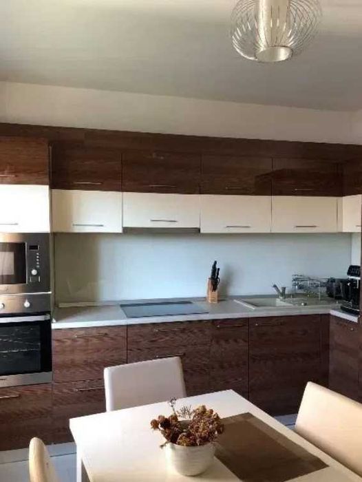 Дава се под наем Двустаен апартамент в Пловдив, Център - 64 кв.м за 234.6 € - Снимка #1