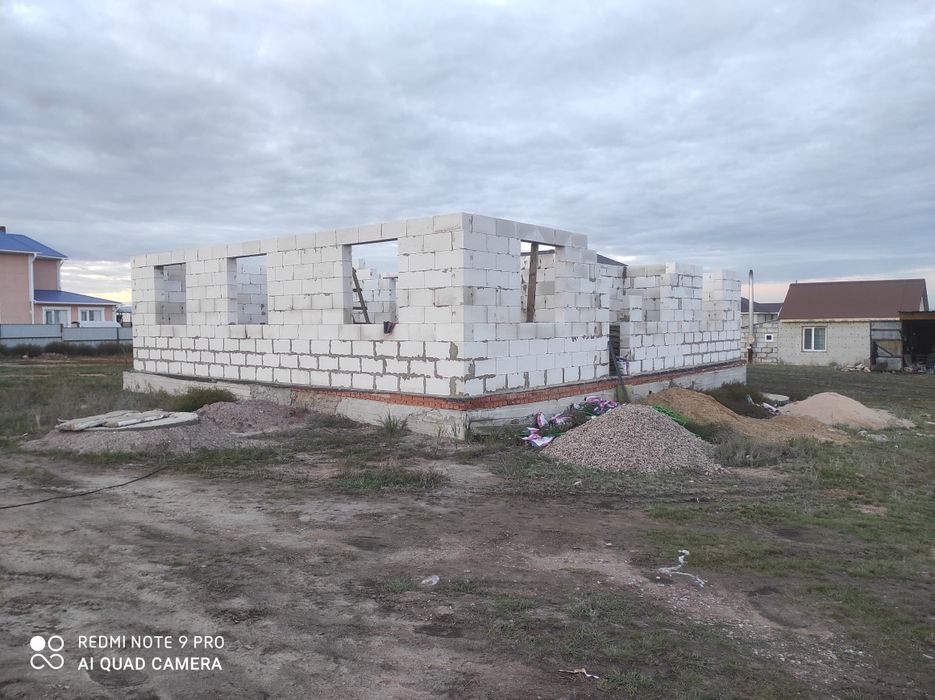 Продам недостроенный дом 12*14